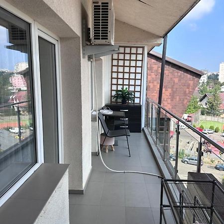 Apartament Universitatii ซูชาวา ภายนอก รูปภาพ